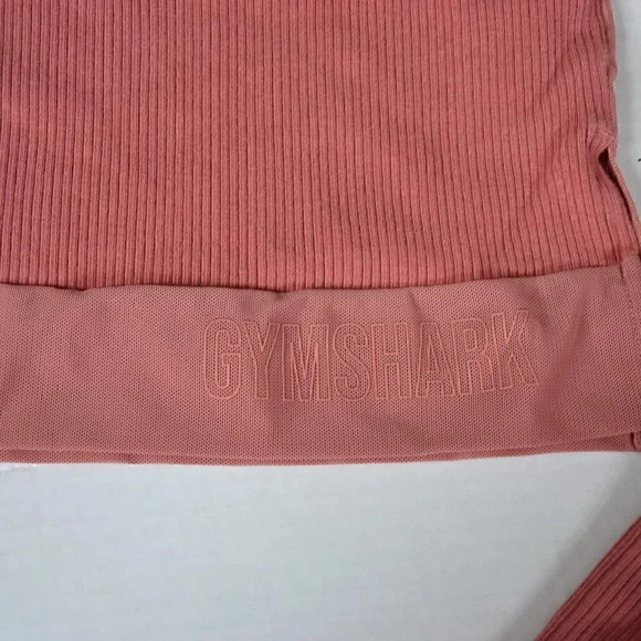 Gymshark Crop Cut Out Top - Picture 7 of 9